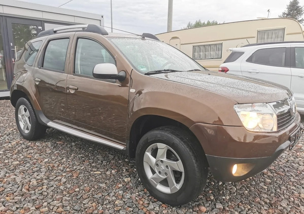 Dacia Duster cena 27990 przebieg: 108251, rok produkcji 2011 z Lubycza Królewska małe 742